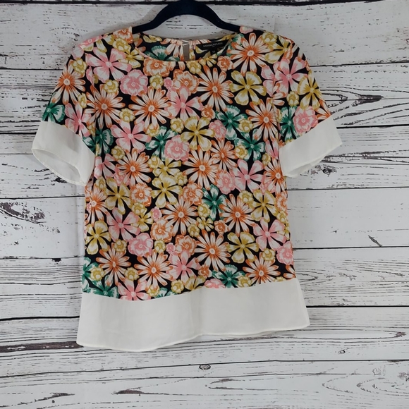 Banana Republic floral top size xs